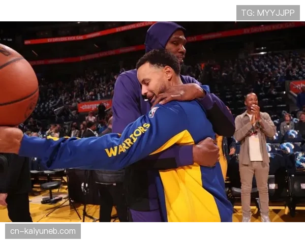 防守三秒违例究竟怎么判？看懂NBA规则的关键一步